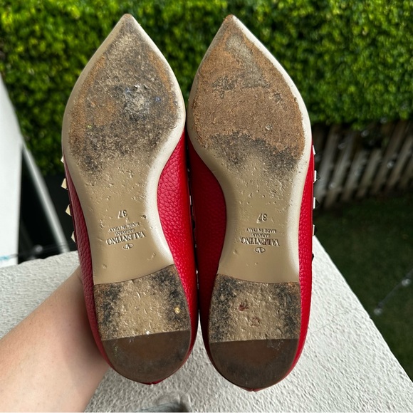 Valentino Women’s Red Leather Rock Stud Pointed Toe Flats Shoes Size 37 - Picture 9 of 10
